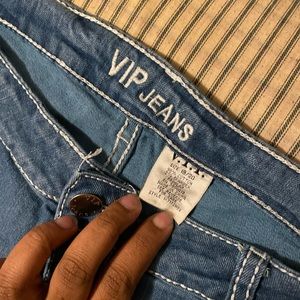 Light wash plus size skinny jeans
